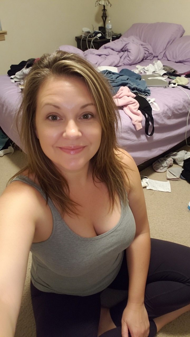 Sophie, 44